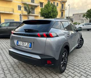 PEUGEOT 2008 usata, con Autoradio