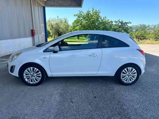 OPEL Corsa usata, con Climatizzatore