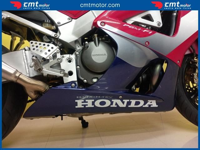 HONDA CBR 900 RR usata 11