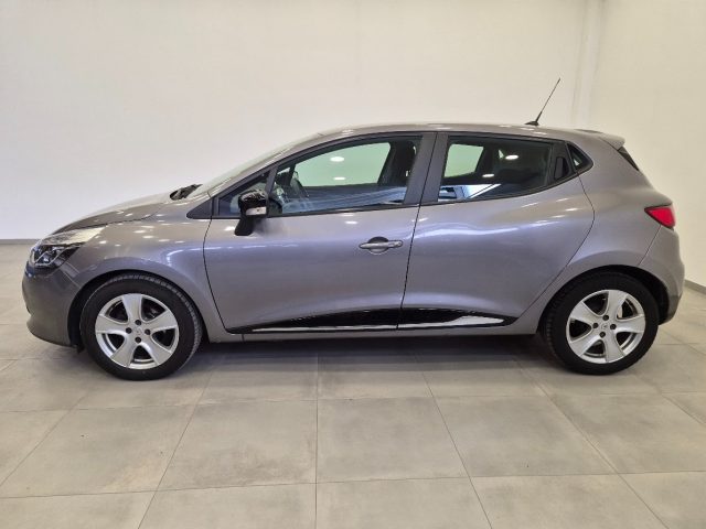 RENAULT Clio usata, con Airbag laterali
