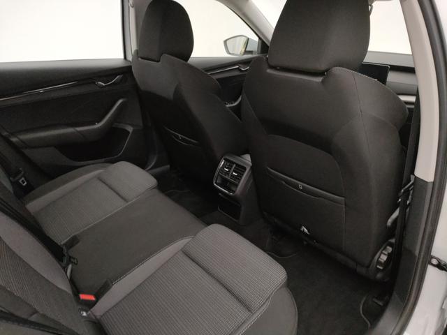 SKODA Octavia usata, con Bracciolo
