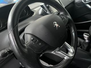 PEUGEOT 208 usata, con Alzacristalli elettrici