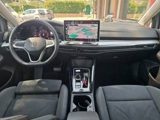 VOLKSWAGEN Golf usata, con Fari LED