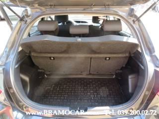 TOYOTA Yaris usata, con Bluetooth