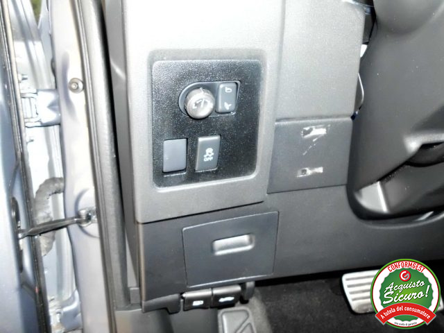 NISSAN Qashqai usata, con Lettore CD