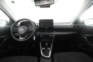 TOYOTA Yaris usata 4