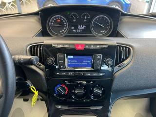 LANCIA Ypsilon usata, con USB