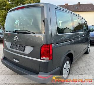 VOLKSWAGEN Caravelle usata 12