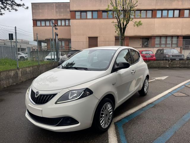 LANCIA Ypsilon usata, con ABS