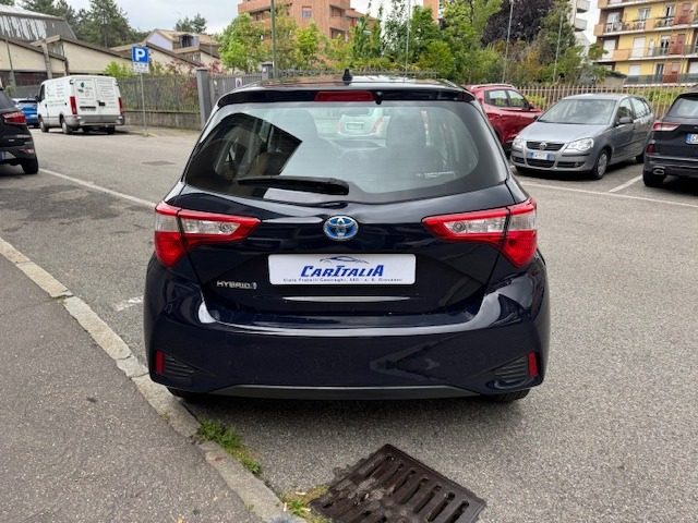 TOYOTA Yaris usata, con Autoradio