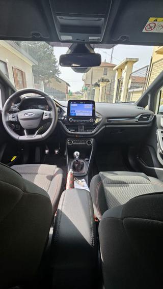FORD Fiesta usata, con Park Distance Control