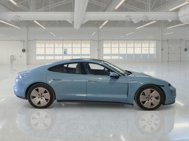 PORSCHE Taycan usata, con Autoradio