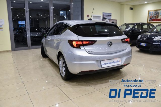 OPEL Astra usata, con Boardcomputer