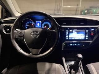 TOYOTA Auris usata, con Chiusura centralizzata