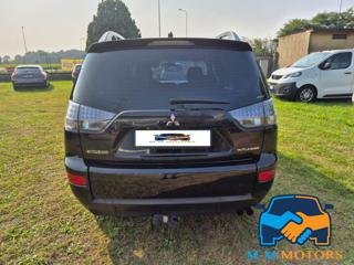 MITSUBISHI Outlander usata, con Autoradio