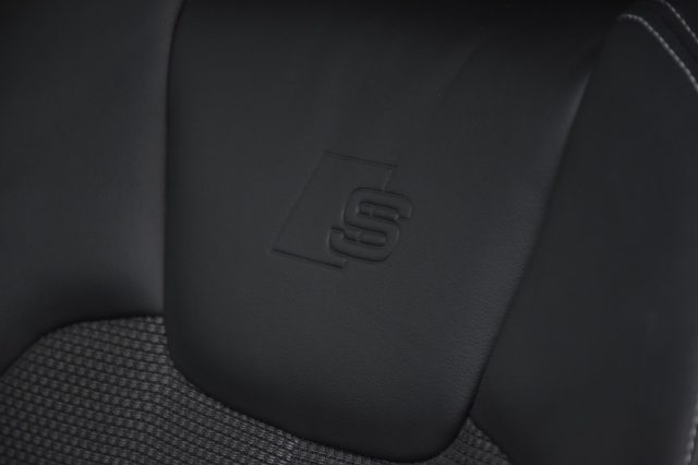 AUDI Q5 usata, con Volante in pelle