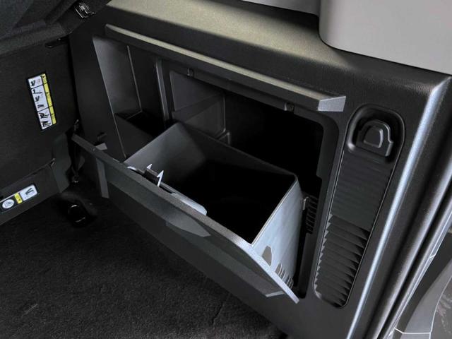 FORD Tourneo Courier usata 46