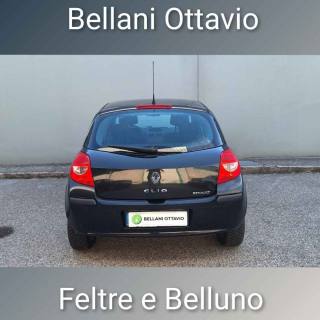 RENAULT Clio usata, con Autoradio