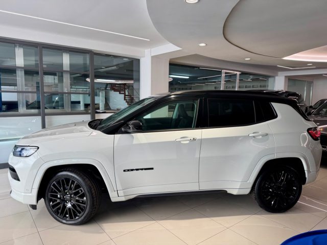 JEEP Compass usata, con Autoradio