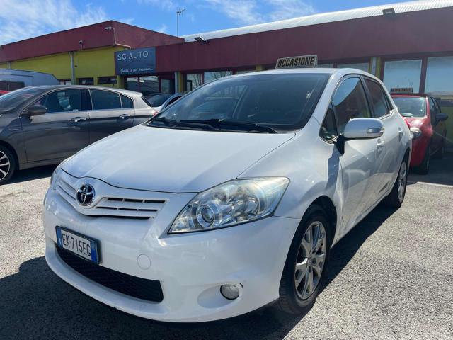 TOYOTA Auris usata, con ABS