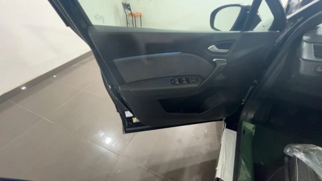 RENAULT Captur usata, con Sistema di navigazione