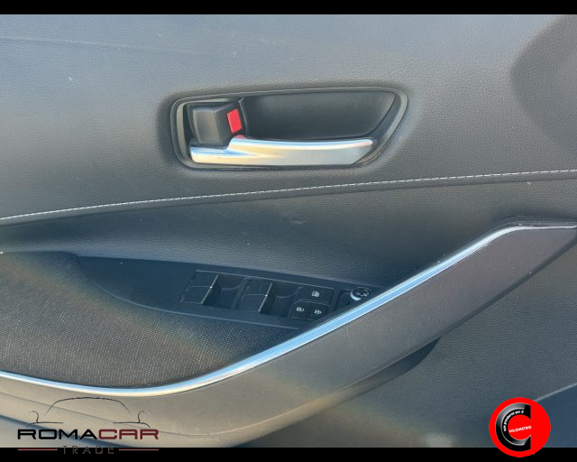 TOYOTA Corolla usata, con Fari LED