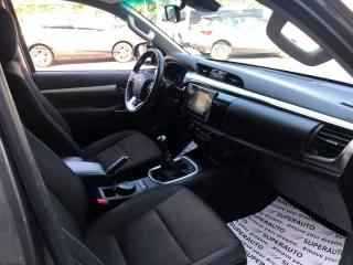 TOYOTA Hilux usata, con Sound system