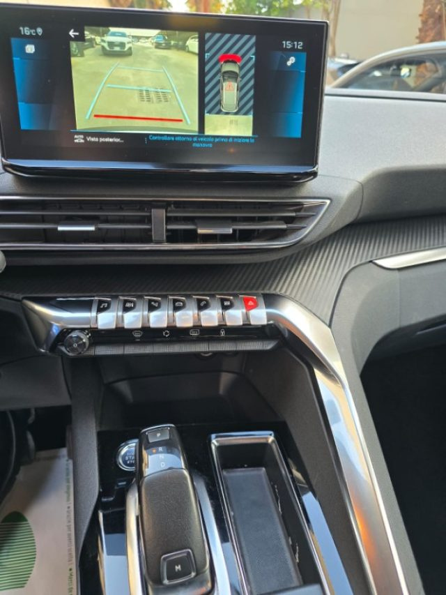 PEUGEOT 3008 usata, con Sistema di navigazione