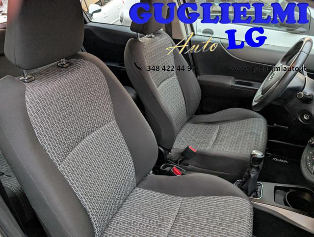 TOYOTA Yaris usata 31