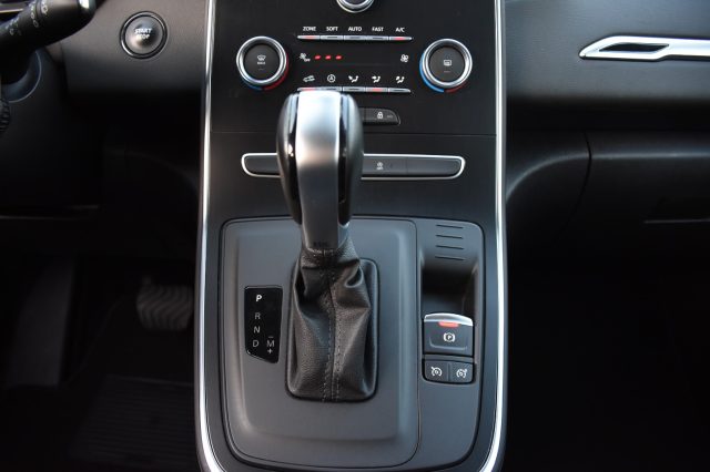 RENAULT Grand Scenic usata, con Sistema di navigazione