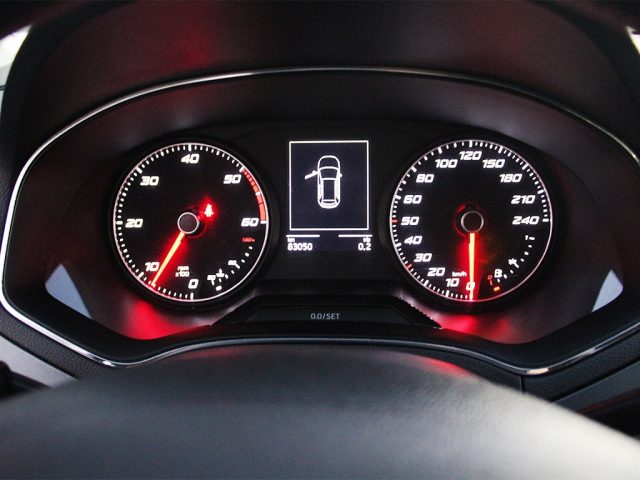 SEAT Arona usata, con Sedile posteriore sdoppiato