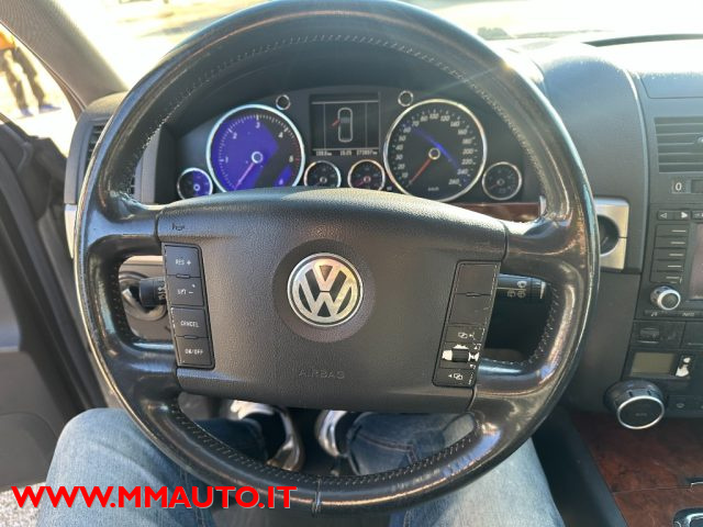 VOLKSWAGEN Touareg usata, con ESP