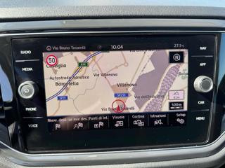 VOLKSWAGEN T-Roc usata, con USB