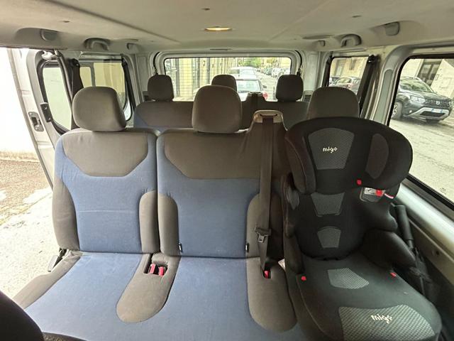 RENAULT Trafic usata 20