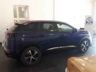 PEUGEOT 3008 usata, con Airbag