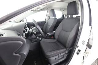 TOYOTA Yaris usata 2