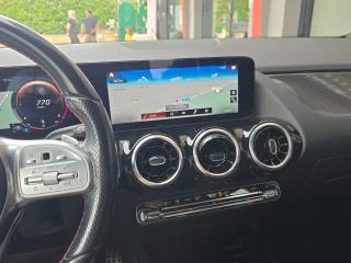 MERCEDES-BENZ GLA 200 usata, con Sensori di parcheggio posteriori