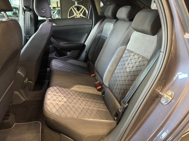 VOLKSWAGEN Taigo usata, con Park Distance Control