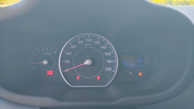 HYUNDAI i10 usata 16