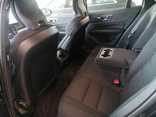 VOLVO V60 Cross Country usata 27