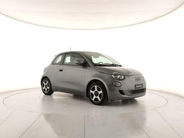 FIAT 500e usata, con Autoradio