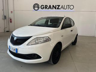 LANCIA Ypsilon usata, con ESP