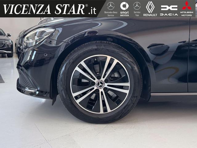 MERCEDES-BENZ E 200 usata, con Chiusura centralizzata