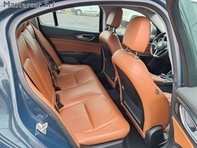 ALFA ROMEO Giulia usata, con USB