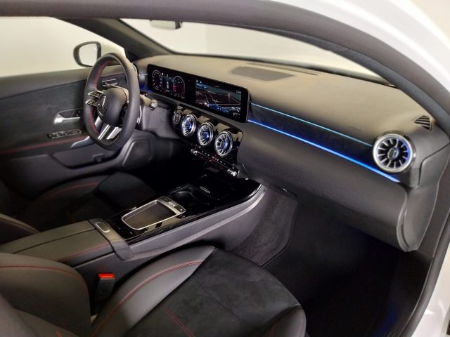 MERCEDES-BENZ A 200 usata, con Luci diurne LED