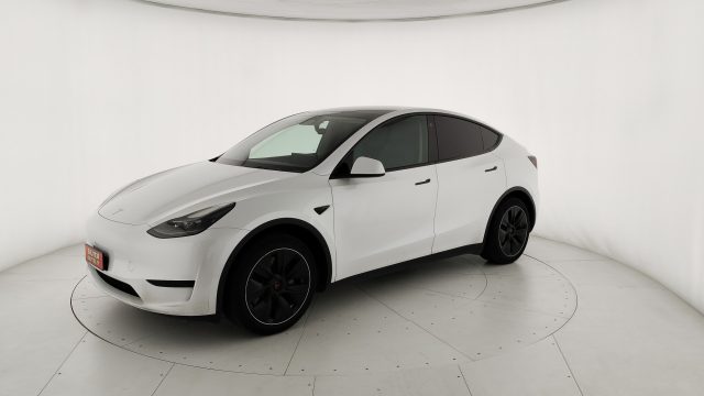 TESLA Model Y usata, con Sensori di parcheggio anteriori