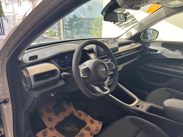 JEEP Avenger usata, con Bracciolo