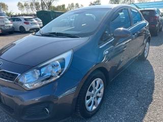 KIA Rio usata, con Autoradio