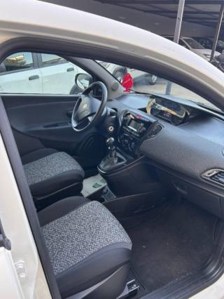 LANCIA Ypsilon usata, con Chiusura centralizzata