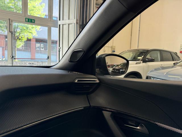 PEUGEOT 2008 usata, con Controllo automatico clima